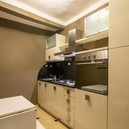 Uffizi Romantic Flat By Mmega